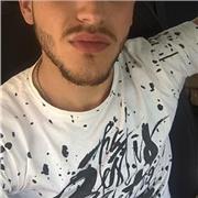 Insegnante giovane neodiplomato